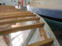 foredeckbeams4.jpg (41069 bytes)