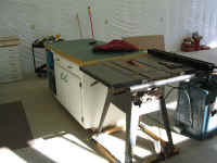 tablesaw1.jpg (39973 bytes)